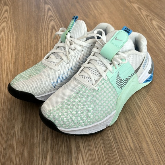 Nike Shoes - Nike Metcon Sneakers